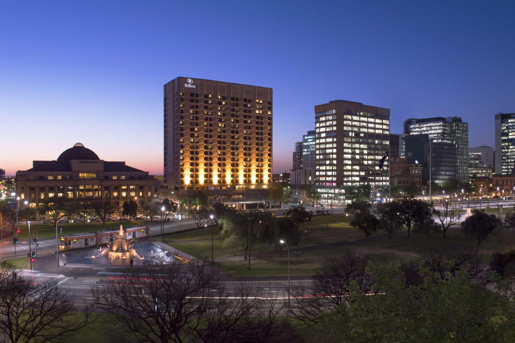 Hilton Adelaide Hotel Exterior foto